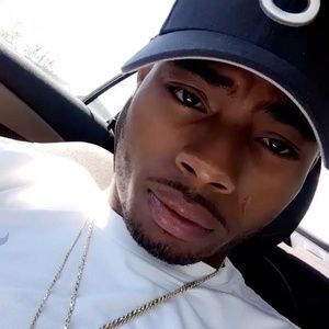 Meet your Posher, Tajé